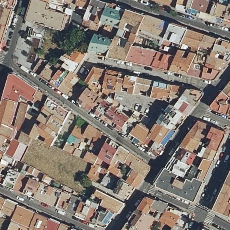 Ortofoto aérea del edificio con los puntos de medición superpuestos